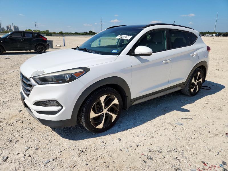 HYUNDAI TUCSON LIM 2017 with VIN KM8J3CA24HU580561 - Photo from auction