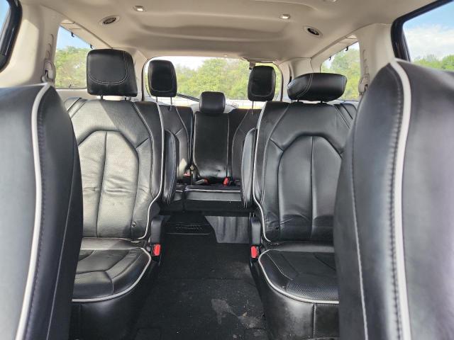 Photo 10 from auction – 2023 CHRYSLER PACIFICA L with VIN 2C4RC1GG6PR548995