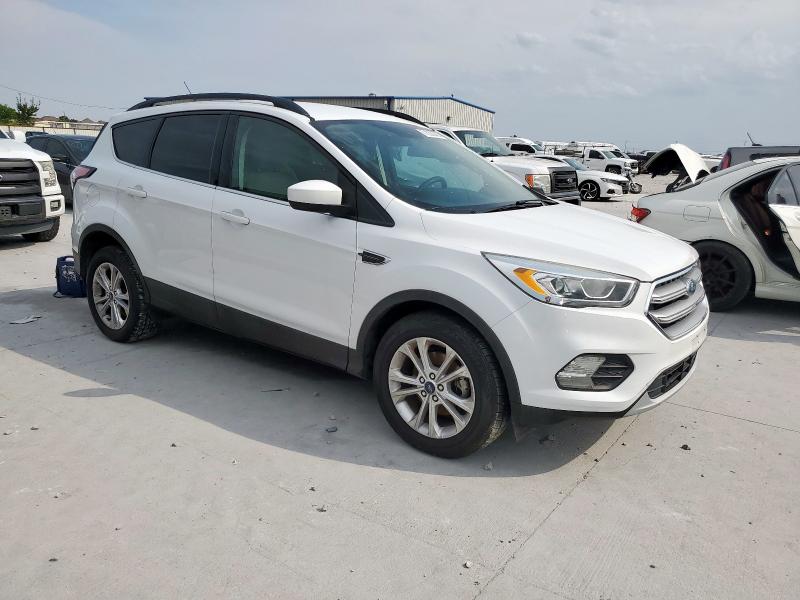 Photo 4 from auction – 2017 FORD ESCAPE SE with VIN 1FMCU0GD6HUD85607