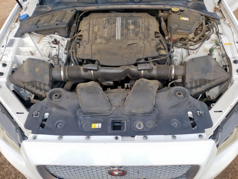 Photo 11 from auction – 2016 JAGUAR XJL SUPERC with VIN SAJWA2GE2GMW01581