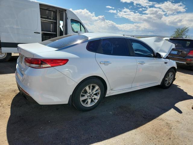 Photo 3 from auction – 2017 KIA OPTIMA LX with VIN 5XXGT4L3XHG159587