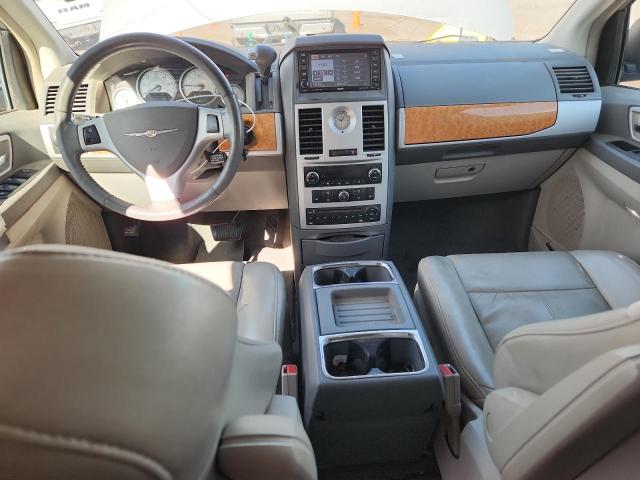 Photo 8 from auction – 2008 CHRYSLER TOWN & COU with VIN 2A8HR64X08R646779
