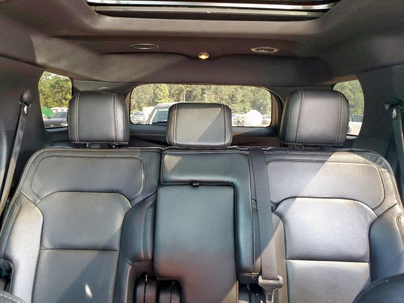 Photo 10 from auction – 2016 FORD EXPLORER L with VIN 1FM5K7FHXGGC32933