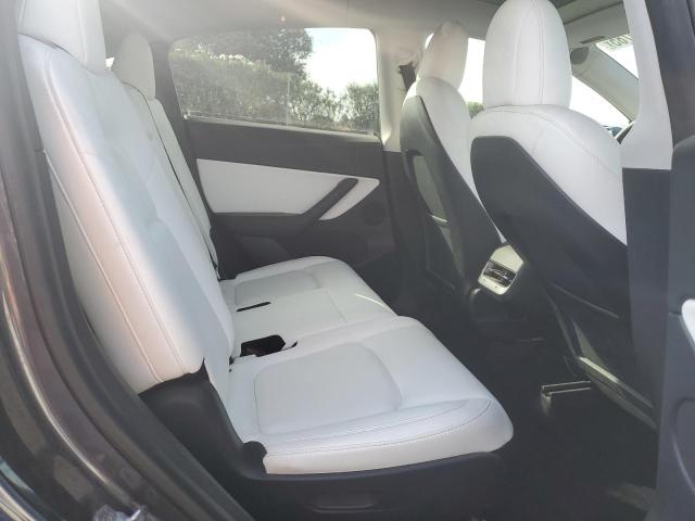 Photo 10 from auction – 2022 TESLA MODEL Y with VIN 7SAYGAEE6NF358367