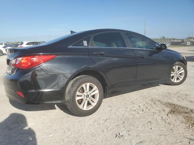 Photo 3 from auction – 2014 HYUNDAI SONATA GLS with VIN 5NPEB4AC9EH841230