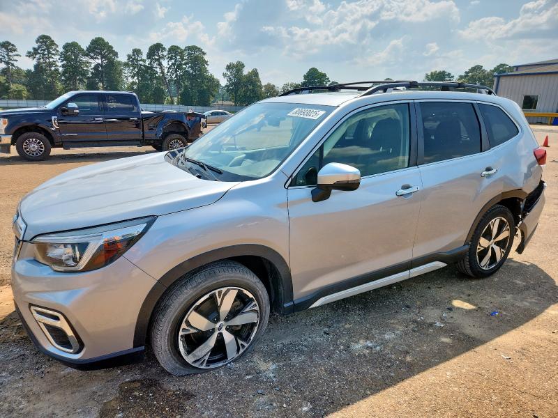 SUBARU FORESTER T 2019 with VIN JF2SKAWC2KH472815 - Photo from auction