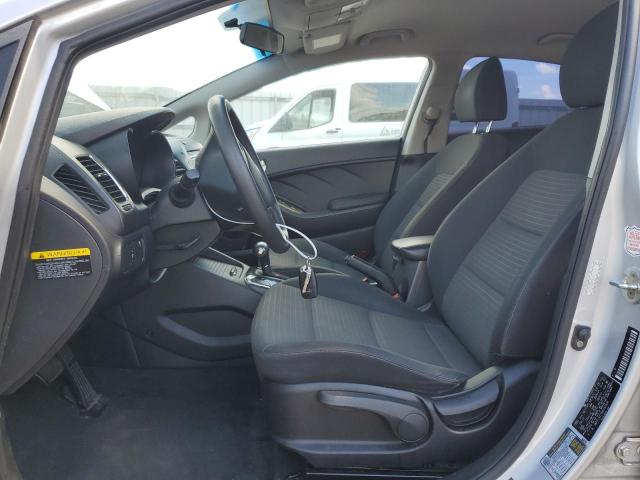 Photo 7 from auction – 2017 KIA FORTE LX with VIN 3KPFL4A79HE058308