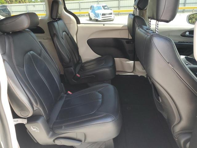 Photo 11 from auction – 2017 CHRYSLER PACIFICA T with VIN 2C4RC1BG6HR598448