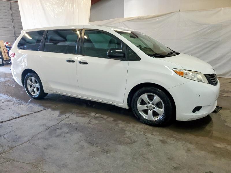Photo 4 from auction – 2017 TOYOTA SIENNA with VIN 5TDZZ3DC0HS815696