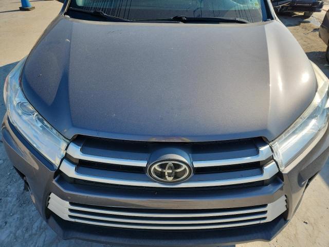 Foto 12 de la subasta – 2018 TOYOTA HIGHLANDER con VIN 5TDKZRFH7JS530870