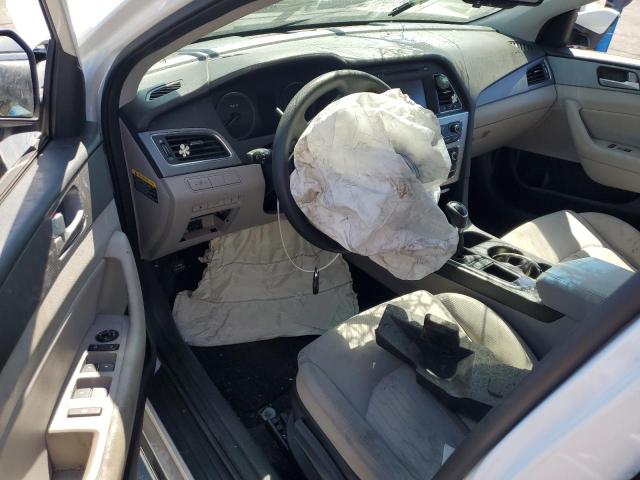 Photo 8 from auction – 2017 HYUNDAI SONATA HYB with VIN KMHE24L35HA063254