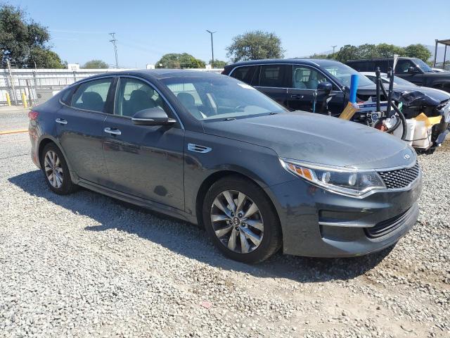 Photo 4 from auction – 2016 KIA OPTIMA EX with VIN 5XXGU4L38GG059063
