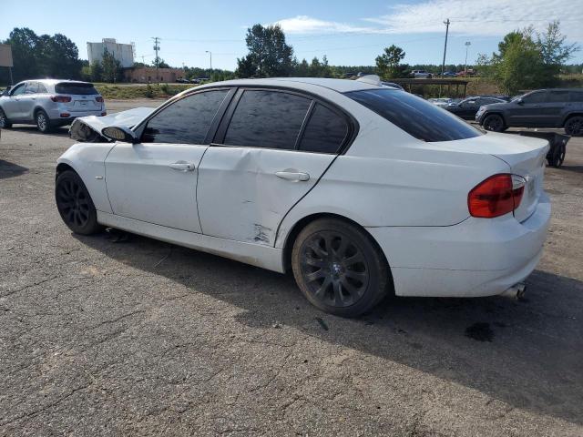 Photo 2 from auction – 2006 BMW 325 I with VIN WBAVB13586KX45781