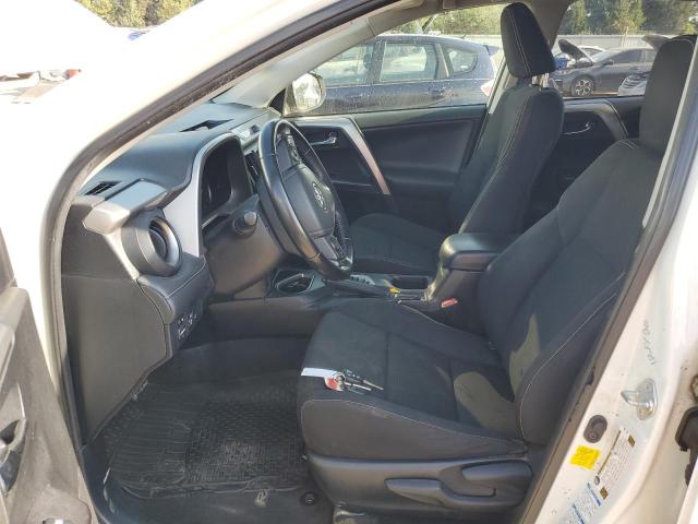 Photo 7 from auction – 2017 TOYOTA RAV4 XLE with VIN JTMRFREVXHJ107769