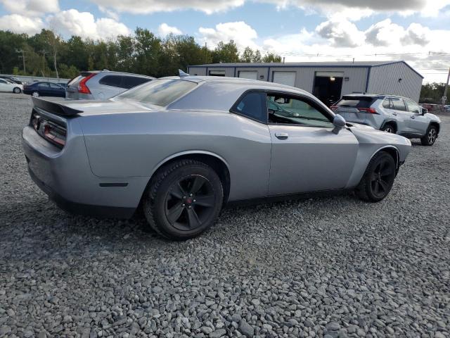 Photo 3 from auction – 2016 DODGE CHALLENGER SXT with VIN 2C3CDZAG4GH305528