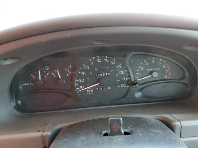 Photo 9 from auction – 1998 FORD ESCORT SE with VIN 1FAFP13P1WW310240
