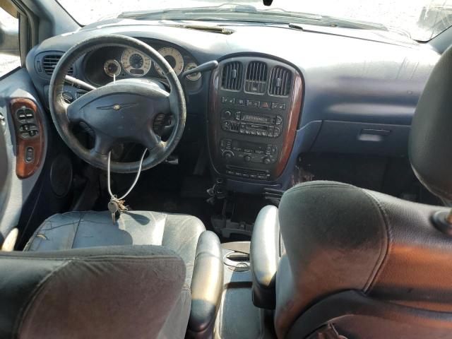 Photo 8 from auction – 2002 CHRYSLER TOWN & COU with VIN 2C8GP64L72R644569