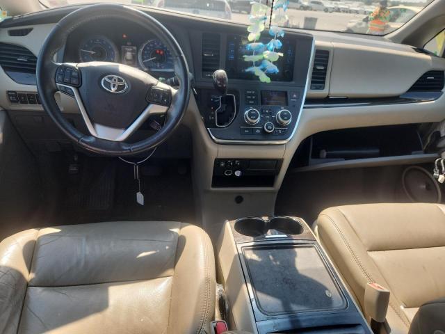 Photo 8 from auction – 2017 TOYOTA SIENNA XLE with VIN 5TDYZ3DC3HS895040