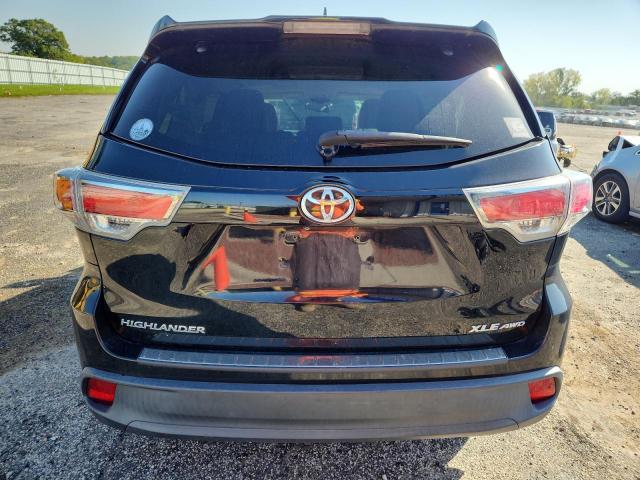 Photo 6 from auction – 2015 TOYOTA HIGHLANDER with VIN 5TDJKRFH7FS177411
