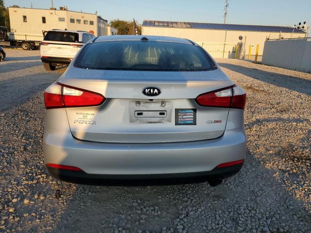 Photo 6 from auction – 2015 KIA FORTE with VIN KNAFZ4A88F5360962