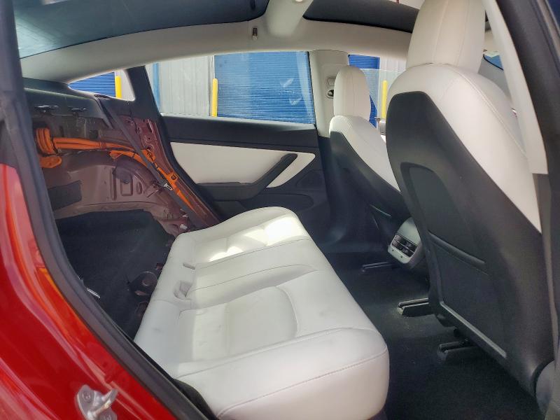 Photo 10 from auction – 2018 TESLA MODEL 3 with VIN 5YJ3E1EB0JF085925