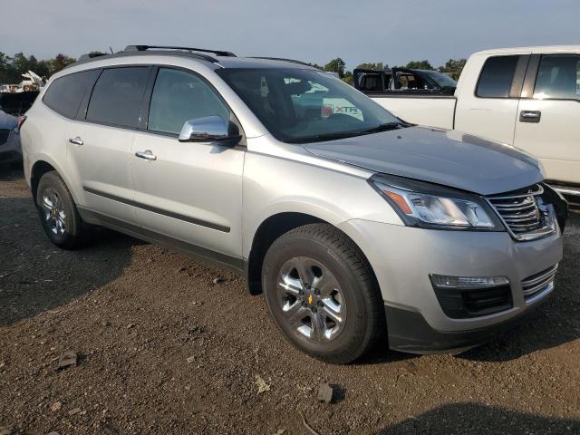 Photo 4 from auction – 2017 CHEVROLET TRAVERSE L with VIN 1GNKVFKD0HJ137952