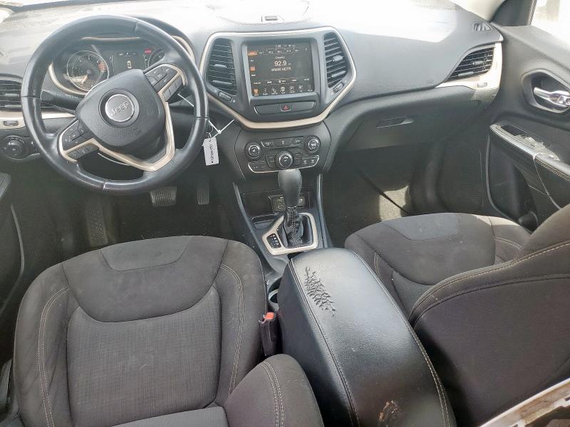 Photo 8 from auction – 2016 JEEP CHEROKEE L with VIN 1C4PJLCB0GW106627