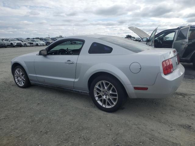 Photo 2 from auction – 2005 FORD MUSTANG with VIN 1ZVFT80N455161230