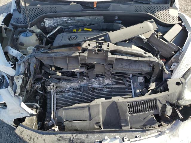 Photo 11 from auction – 2016 VOLKSWAGEN BEETLE SE with VIN 3VWJ17AT8GM633689