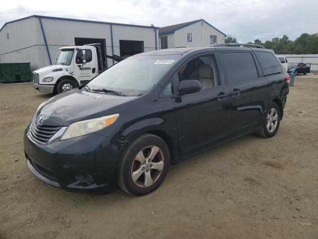 TOYOTA SIENNA LE 2011 with VIN 5TDKK3DC9BS029229 - Photo from auction