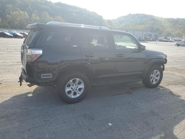 Photo 3 from auction – 2018 TOYOTA 4RUNNER SR with VIN JTEBU5JR5J5487977