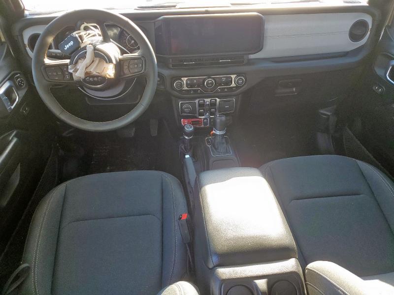 Photo 8 from auction – 2024 JEEP GLADIATOR with VIN 1C6HJTAG7RL103349