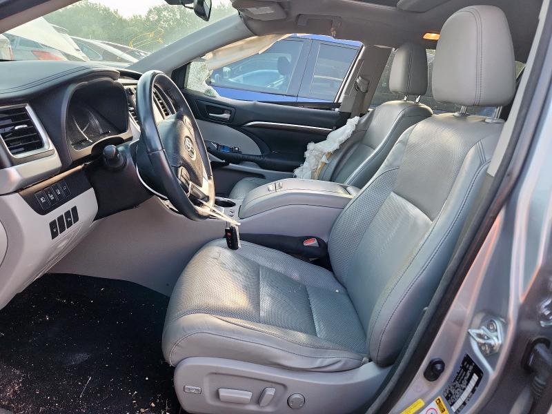 Photo 7 from auction – 2015 TOYOTA HIGHLANDER with VIN 5TDDCRFH9FS013703