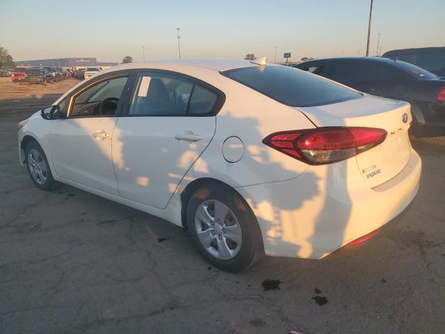 Photo 2 from auction – 2017 KIA FORTE LX with VIN 3KPFK4A77HE028047