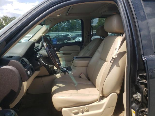 Photo 7 from auction – 2011 GMC YUKON DENA with VIN 1GKS2EEF2BR136677