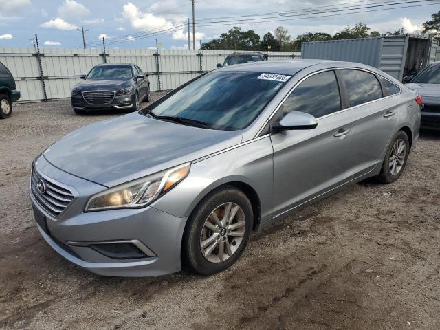 HYUNDAI SONATA SE 2017 with VIN 5NPE24AF8HH447006 - Photo from auction
