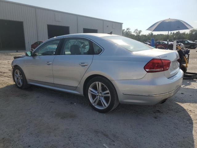 Photo 2 from auction – 2015 VOLKSWAGEN PASSAT SE with VIN 1VWBS7A34FC004741