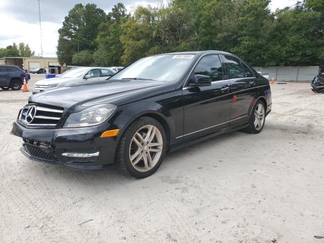 MERCEDES-BENZ C-CLASS C2 2014 with VIN WDDGF4HB2EA932976 - Photo from auction