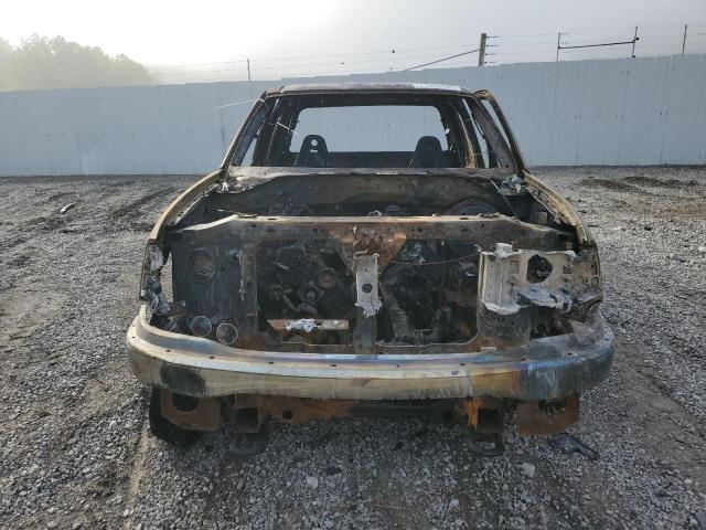 Photo 5 from auction – 2000 FORD F150 with VIN 1FTRX18L2YNC34422