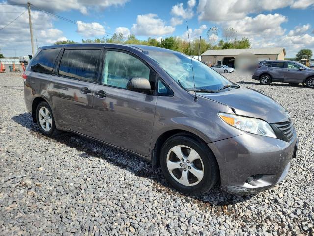 Photo 4 from auction – 2012 TOYOTA SIENNA with VIN 5TDZK3DCXCS233781