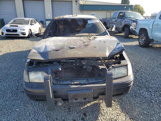 Photo 5 from auction – 2002 FORD CROWN VICT with VIN 2FAFP71W22X157511