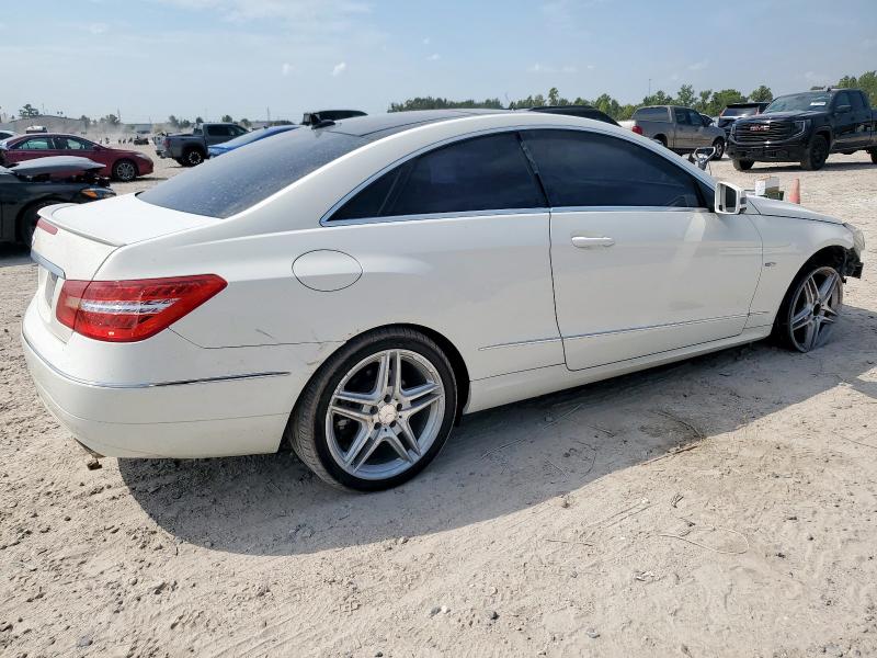 Photo 3 from auction – 2012 MERCEDES-BENZ E 350 with VIN WDDKJ5KBXCF177275