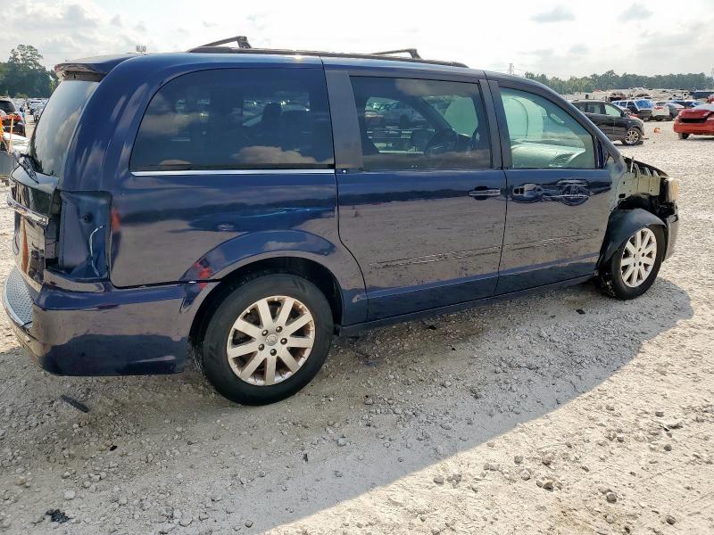 Photo 3 from auction – 2014 CHRYSLER TOWN & COU with VIN 2C4RC1BG4ER156473