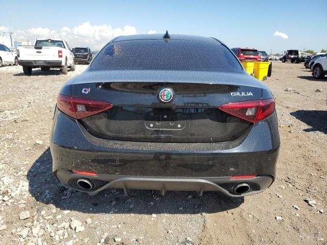 Photo 6 from auction – 2017 ALFA ROMEO GIULIA Q4 with VIN ZARFAEDN2H7536189
