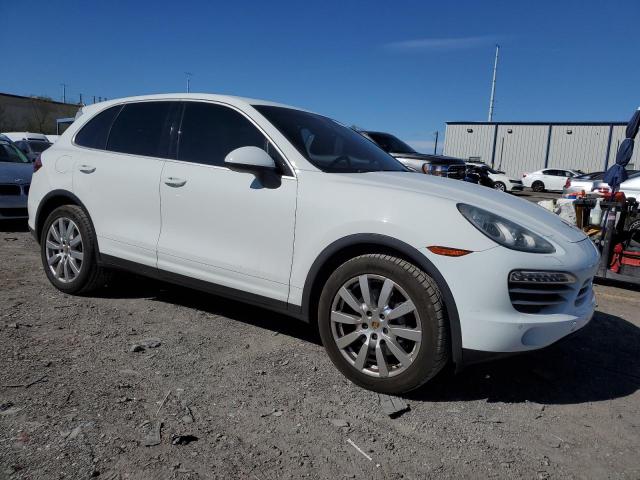 Photo 4 from auction – 2014 PORSCHE CAYENNE with VIN WP1AA2A24ELA97284