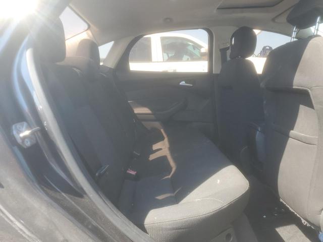 Photo 10 from auction – 2015 FORD FOCUS SE with VIN 1FADP3F23FL242348
