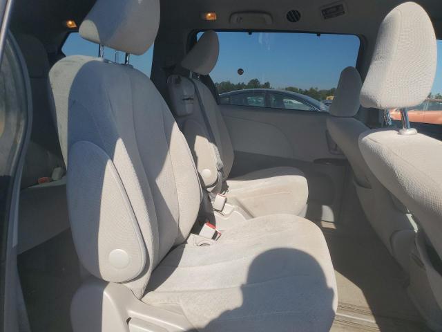 Photo 11 from auction – 2014 TOYOTA SIENNA LE with VIN 5TDKK3DC4ES478371
