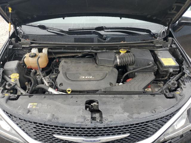 Photo 11 from auction – 2017 CHRYSLER PACIFICA L with VIN 2C4RC1GG3HR528382
