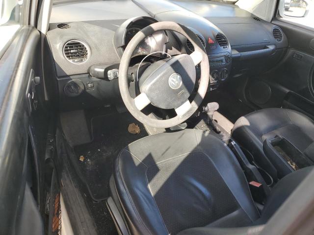 Photo 8 from auction – 2010 VOLKSWAGEN NEW BEETLE with VIN 3VWPG3AG8AM020872