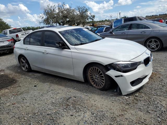 Photo 4 from auction – 2014 BMW 320 I with VIN WBA3B1G59ENS78997
